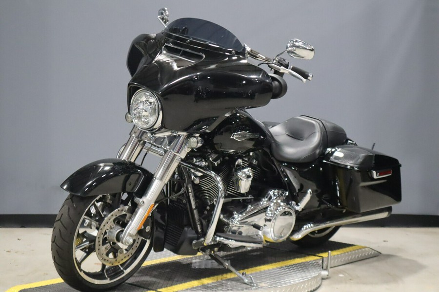2022 Harley-Davidson Street Glide