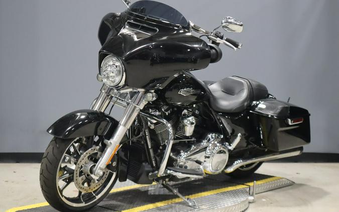 2022 Harley-Davidson Street Glide
