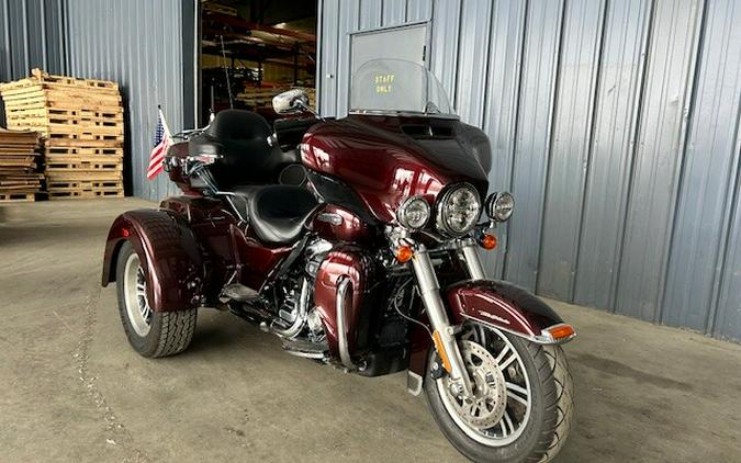 2019 Harley-Davidson® Tri Glide® Ultra