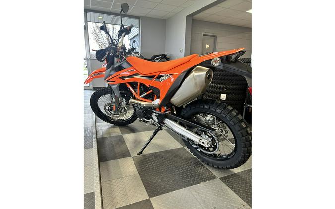 2024 KTM 690 Enduro R