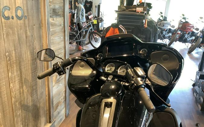 Harley-Davidson Road Glide Limited 2024 FLTRK T5-24 Vivid Black - Black Fini