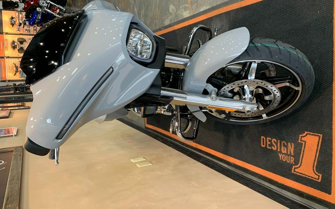 2024 Harley-Davidson Street Glide