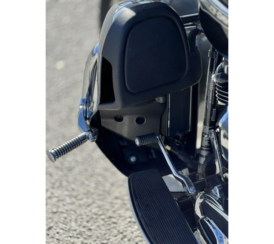 2021 Harley-Davidson Trike FLHTCUTG - Tri Glide Ultra