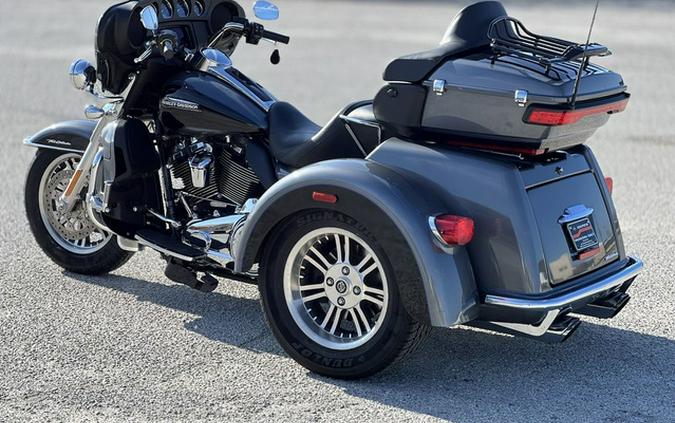 2021 Harley-Davidson Trike FLHTCUTG - Tri Glide Ultra