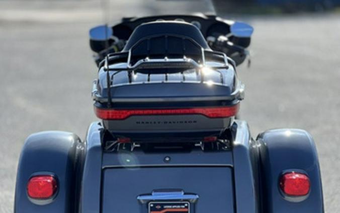 2021 Harley-Davidson Trike FLHTCUTG - Tri Glide Ultra