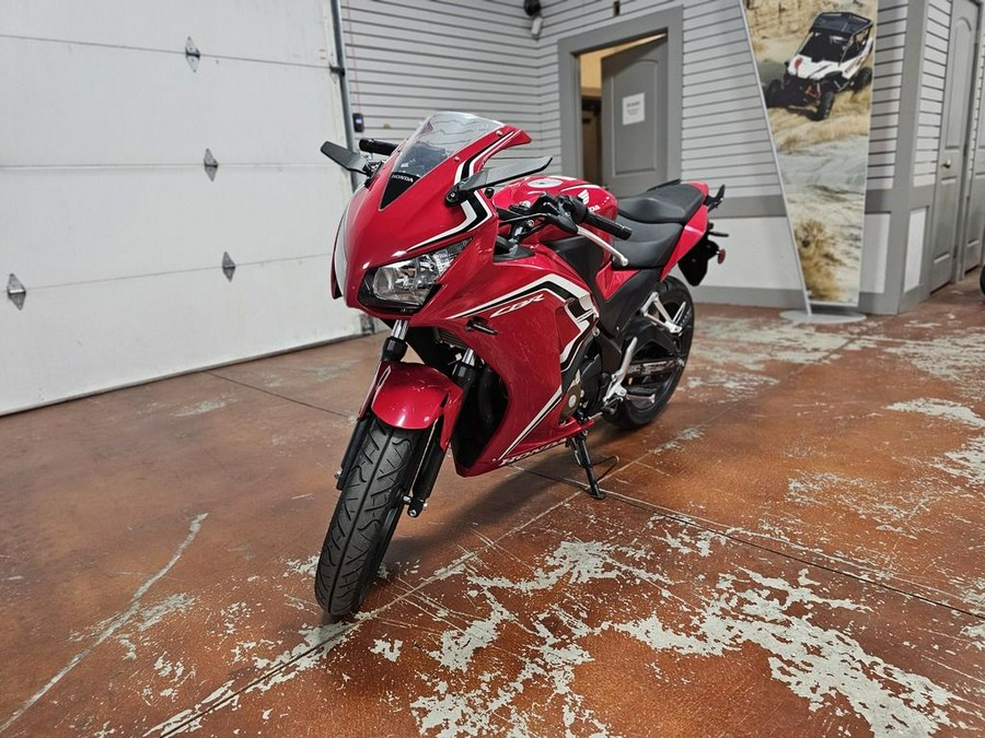 2022 Honda® CBR300R