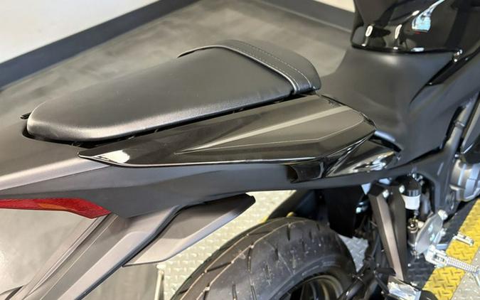 2026 Yamaha YZF R3 ABS