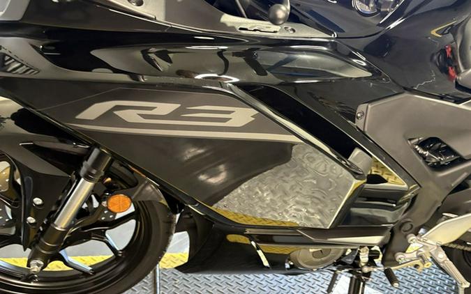 2026 Yamaha YZF R3 ABS