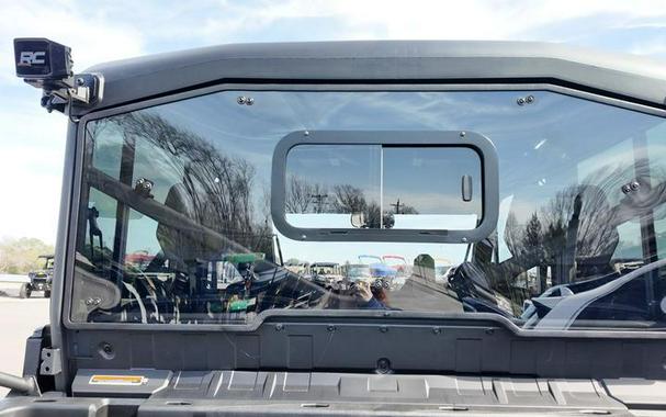 2025 Can-Am® Defender MAX DPS HD10