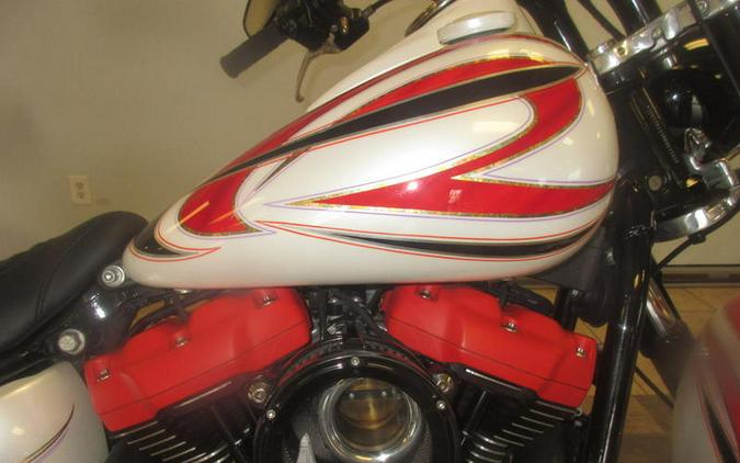2021 Harley-Davidson® FLSL - Softail Slim®