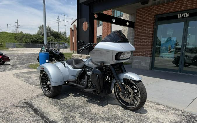 FLTRT 2024 Road Glide 3