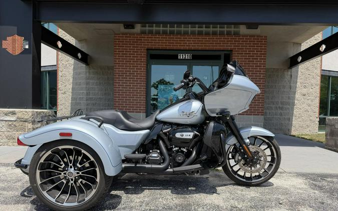 FLTRT 2024 Road Glide 3