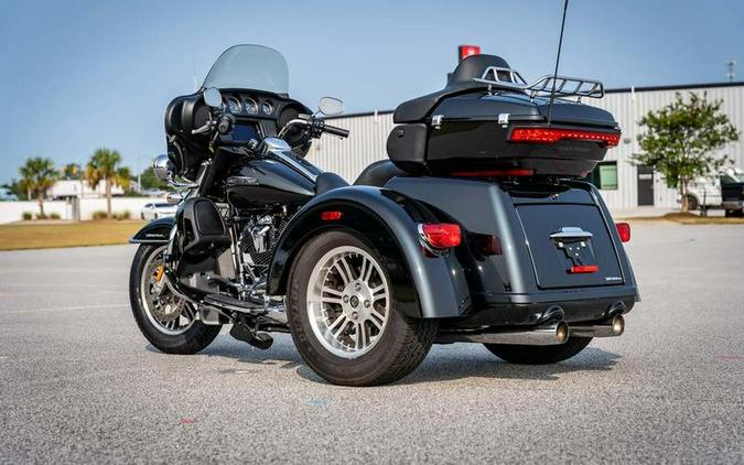 2019 Harley-Davidson® FLHTCUTG - Tri Glide® Ultra