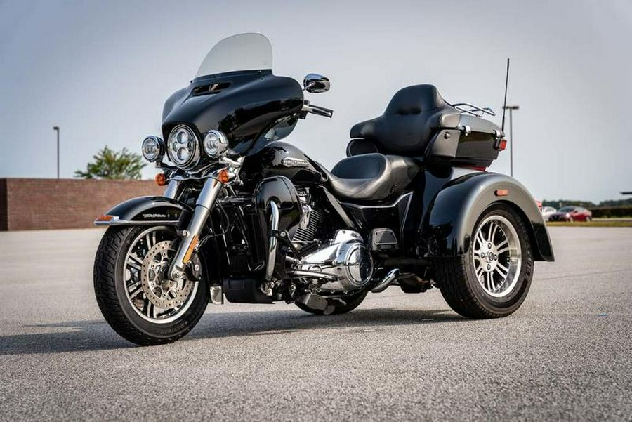 2019 Harley-Davidson® FLHTCUTG - Tri Glide® Ultra