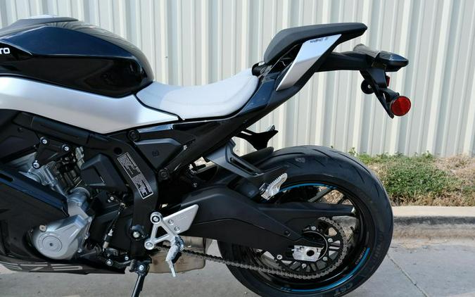 New 2026 CFMOTO 675SS