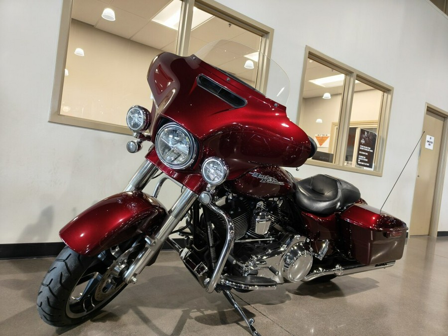 2014 Harley-Davidson® Street Glide® Special Mysterious Red Sunglo