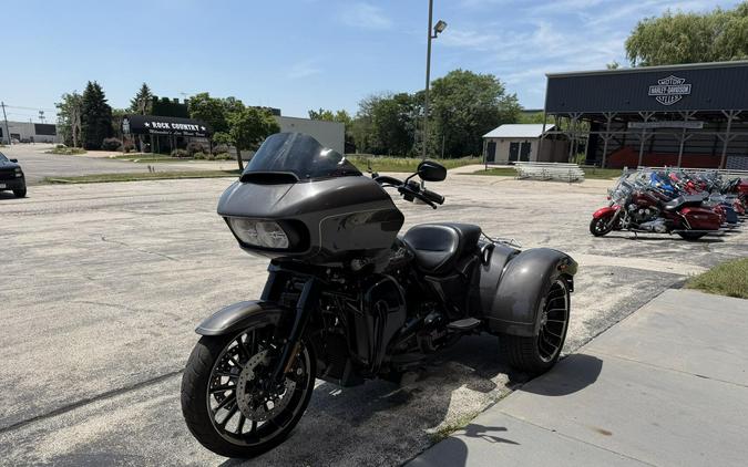 FLTRT 2023 Road Glide 3