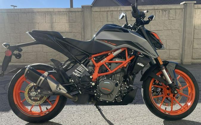 2022 KTM 390 Duke