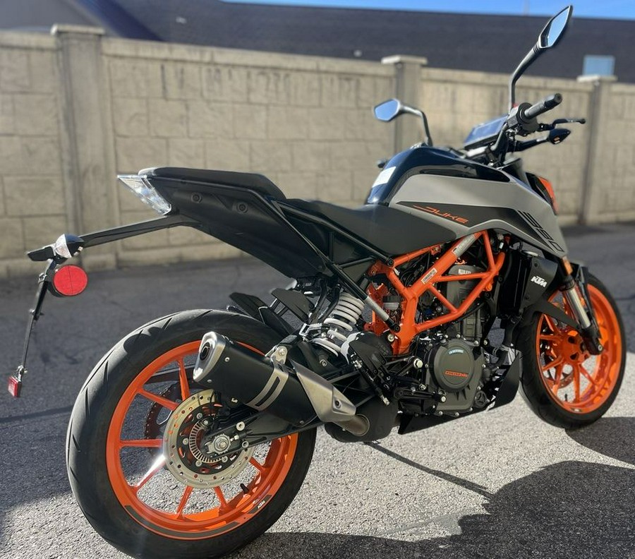 2022 KTM 390 Duke