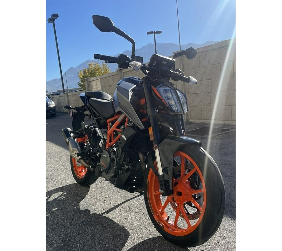 2022 KTM 390 Duke