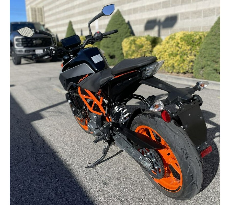 2022 KTM 390 Duke