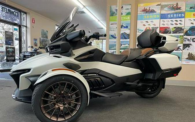 2024 Can-Am Spyder RT Sea-to-Sky