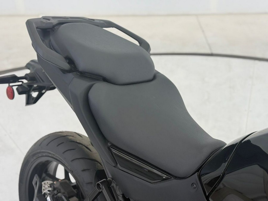 2025 Yamaha Tracer 9