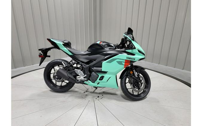 2026 Yamaha YZF-R3 ABS
