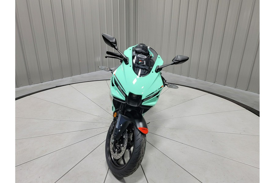 2026 Yamaha YZF-R3 ABS