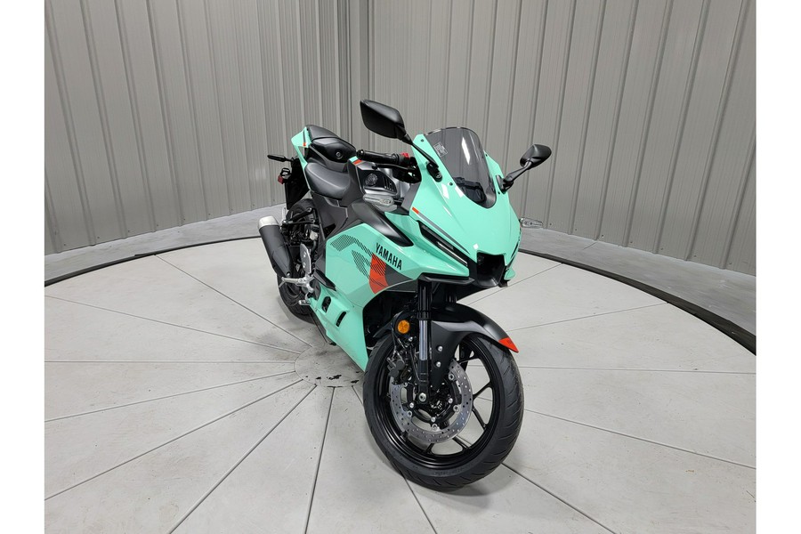 2026 Yamaha YZF-R3 ABS