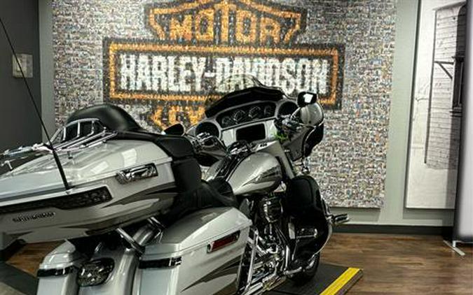 2017 Harley-Davidson CVO™ Limited