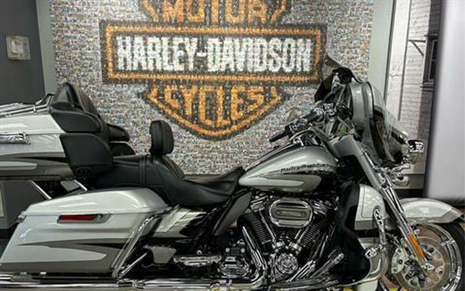 2017 Harley-Davidson CVO™ Limited