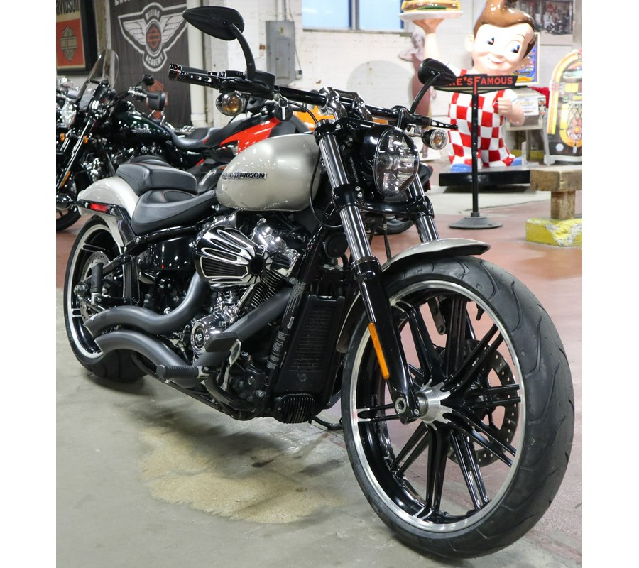 2018 Harley-Davidson Breakout® 107