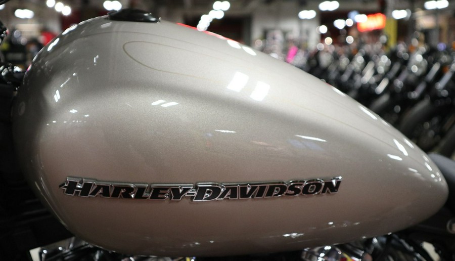 2018 Harley-Davidson Breakout® 107