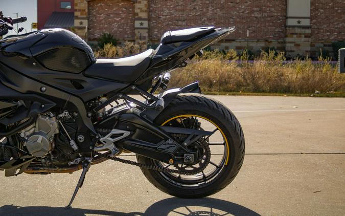 2021 BMW S 1000 R Black Storm Metallic