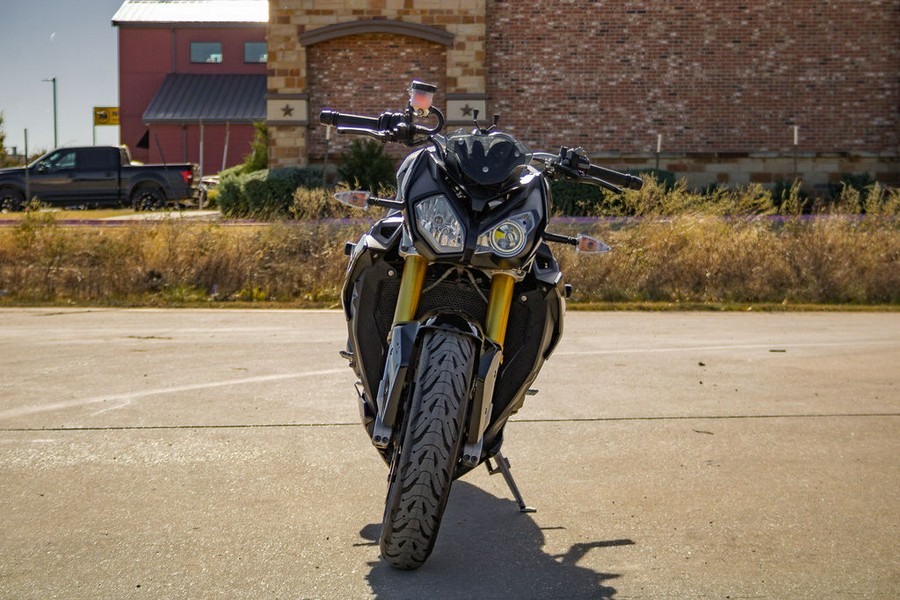 2021 BMW S 1000 R Black Storm Metallic