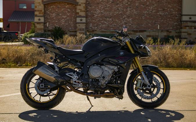 2021 BMW S 1000 R Black Storm Metallic