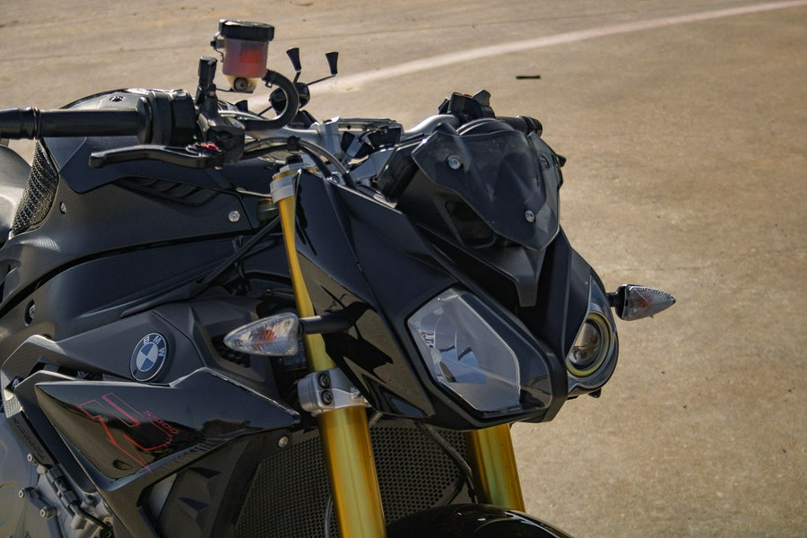 2021 BMW S 1000 R Black Storm Metallic