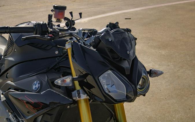2021 BMW S 1000 R Black Storm Metallic
