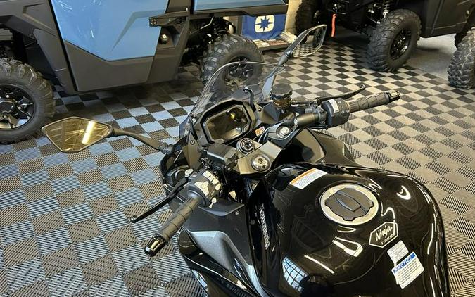 2025 Kawasaki Ninja® 1100SX ABS