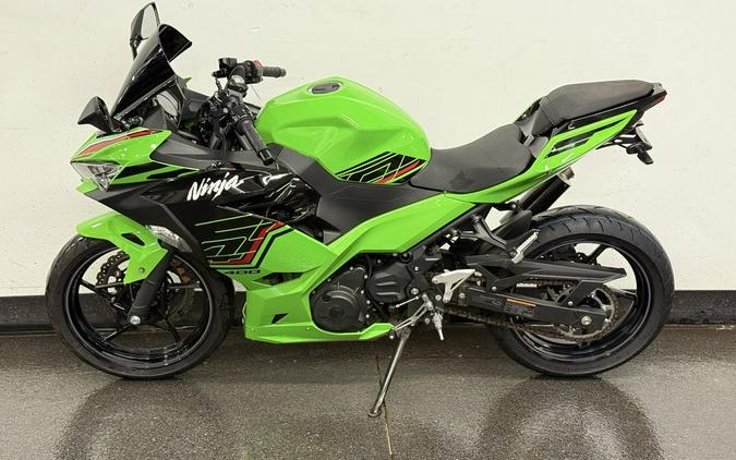 2023 Kawasaki Ninja® 400 KRT Edition ABS