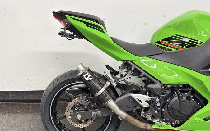 2023 Kawasaki Ninja® 400 KRT Edition ABS