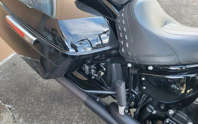 2018 Harley-Davidson FLHC Heritage Classic 107