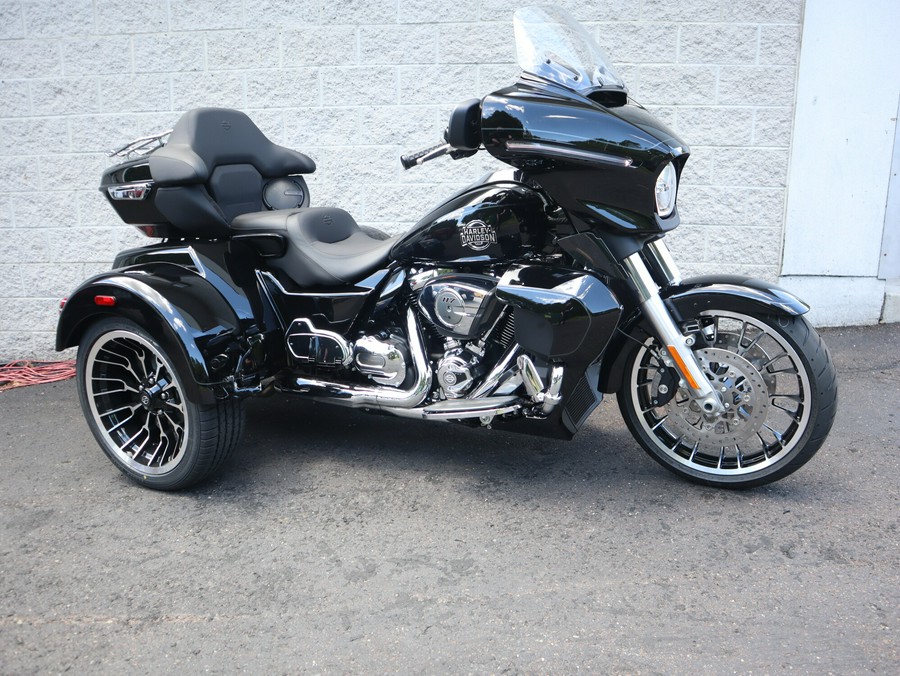 2026 Harley-Davidson Street Glide 3 Limited FLHLT