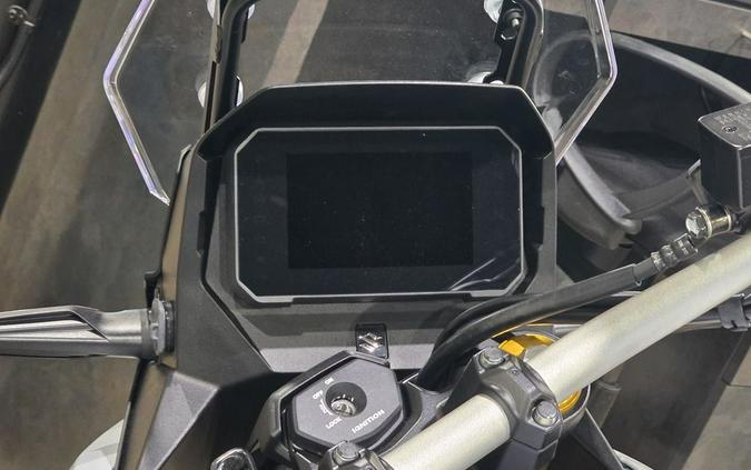 2026 Suzuki V-Strom 800DE