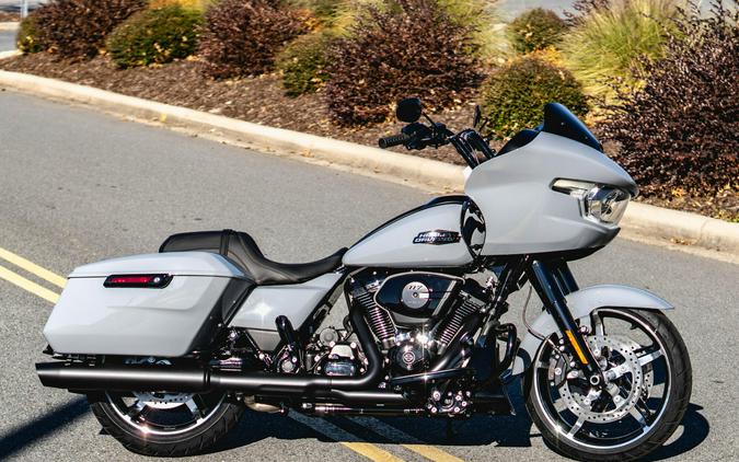 FLTRX 2026 Road Glide®