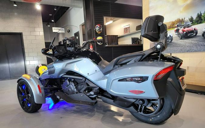 2022 Can-Am® Spyder F3-T - Glacial Blue Metallic