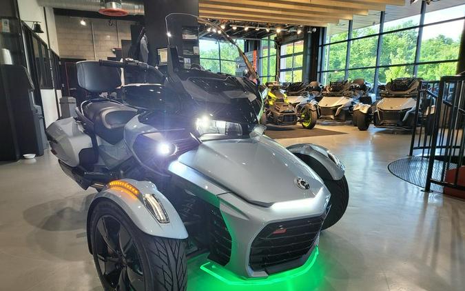 2022 Can-Am® Spyder F3-T - Glacial Blue Metallic