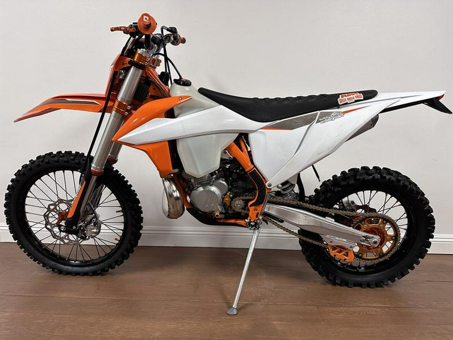 2022 KTM 300 XC-W TPI Erzbergrodeo