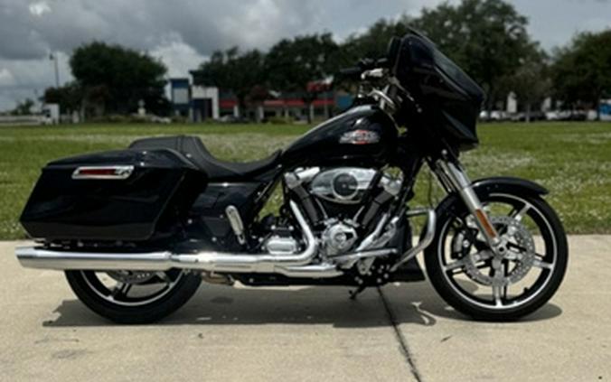 2025 Harley-Davidson FLHX - Street Glide